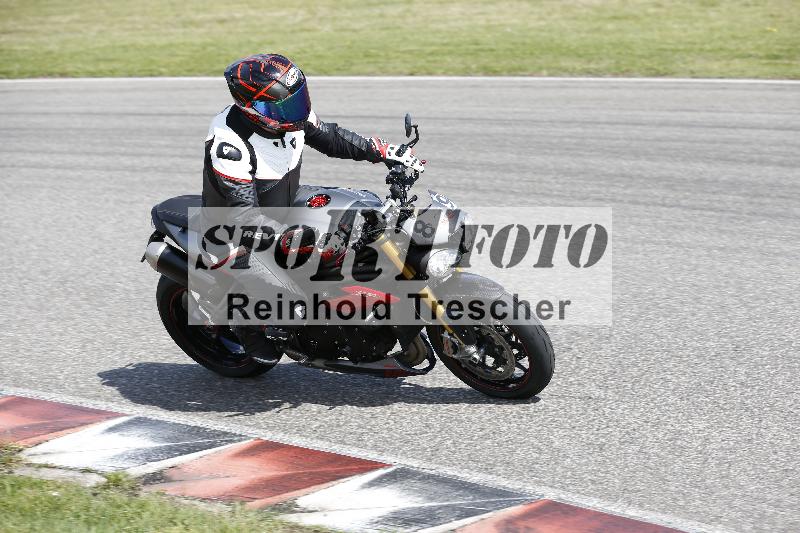 Archiv-2025/09 22.04.2025 Cornu Master School ADR/rot-rouge/89